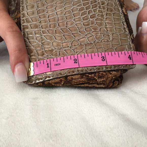 Kathy Van Zeeland purse - Picture 7 of 11